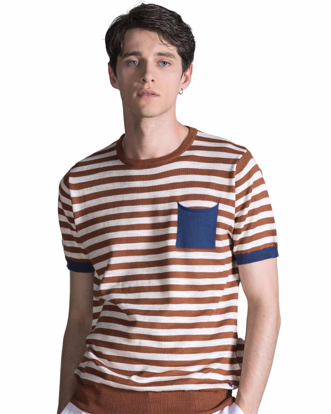 イタオヤの夏の定番ニットT！【 MANUEL RITZ / マヌエルリッツ (伊 】洒脱なベージュ黄×濃紺の ボーダーニットTシャツ S